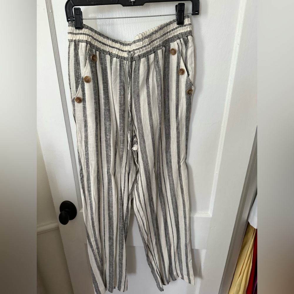 Cute boho pants! Never worn
